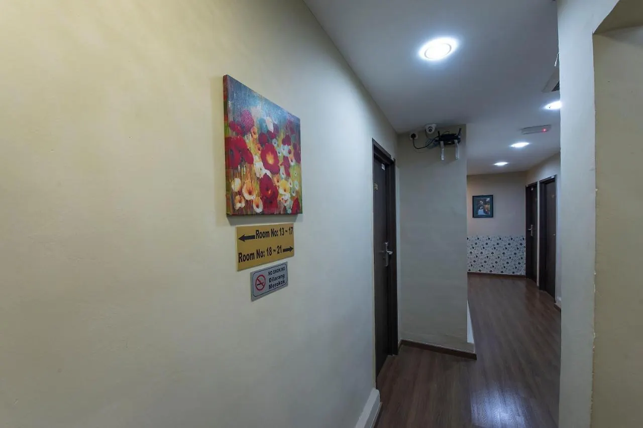 Oyo 90231 Hotel By The Park Plt Johor Bahru